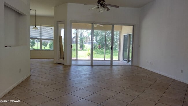 Building Photo - 6517 Shahab Ln
