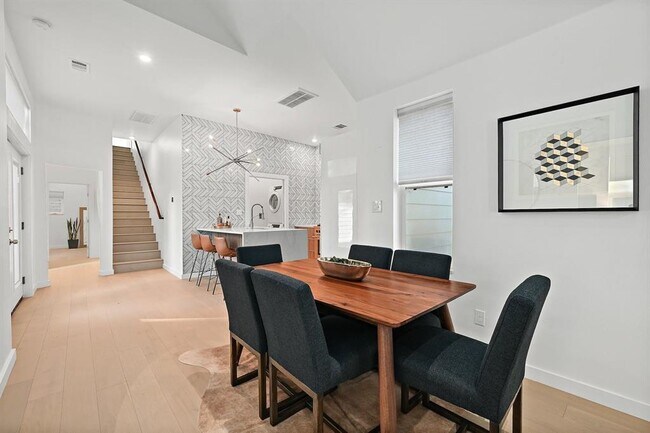 Foto del edificio - 2300 Garden St