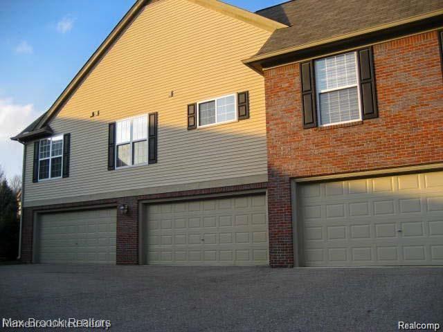 Foto del edificio - 28431 Carlton Way Dr