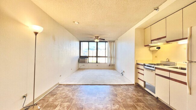 Foto del edificio - BEAUTIFUL GOLF COURSE VIEWS - SALT LAKE ST...