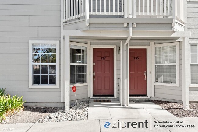 Foto del edificio - 3 br, 2 bath Townhome - 137 Margo Drive, M...