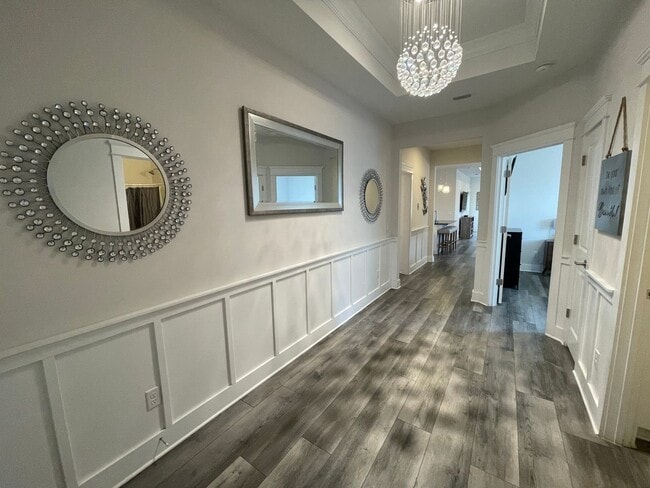 Building Photo - For Lease - 3 BR|2 BA Home on PCB!