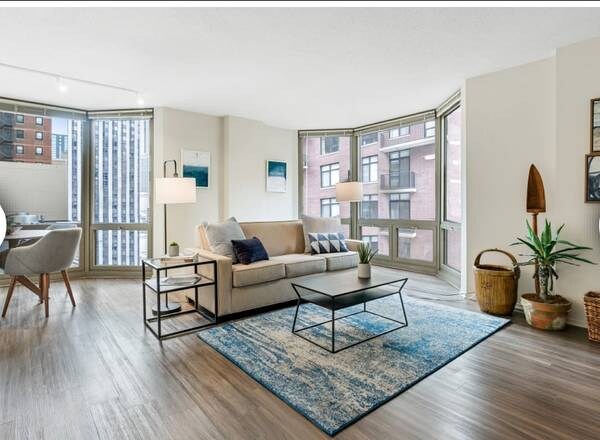 Foto del edificio - 1115 N Dearborn St