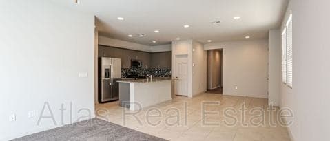 Building Photo - 1625 Guyot Ct