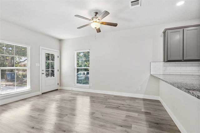 Building Photo - 211 N Eastern St