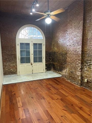 Building Photo - 910 Chartres St