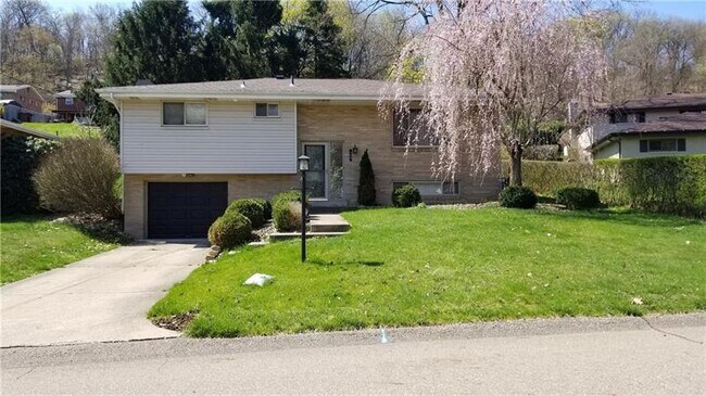 Building Photo - 108 Morelli Dr