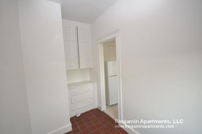 Building Photo - 66 Chiswick Rd