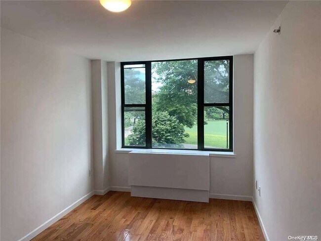 Foto del edificio - 89-14-89150 150th St