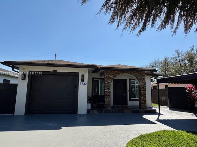 Foto del edificio - 5732 Fletcher St