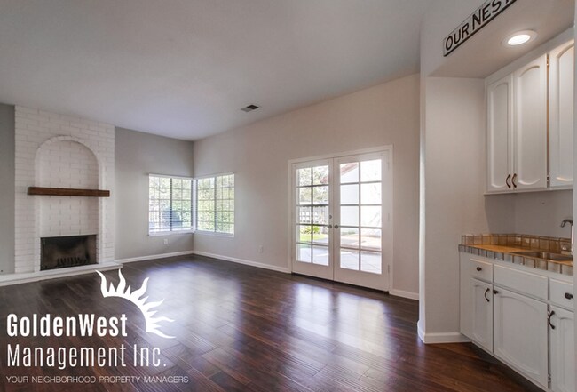 Foto del edificio - Single Story 3Bdm 2Ba Townhome in Escondido