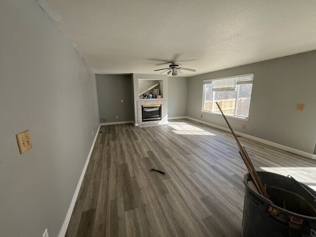 Photo - 1324 W 111th Pl House