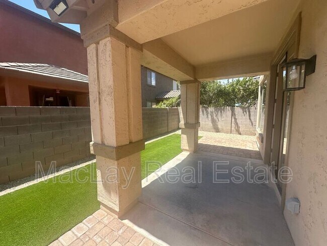 Foto del edificio - 3829 E Morelos St