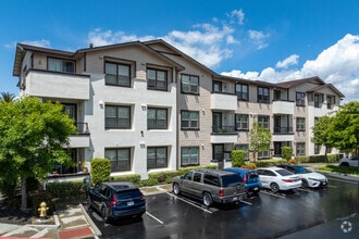 Building Photo - Alexander Crossing