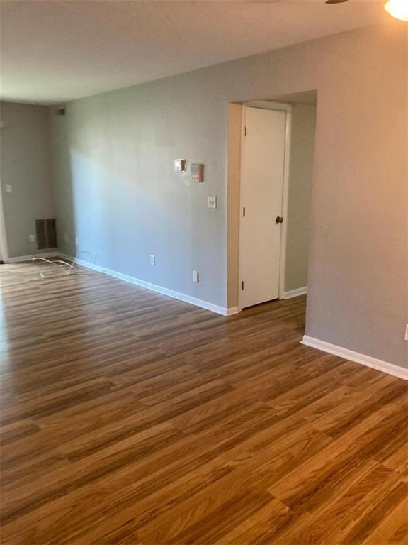 Building Photo - 1143 Hartford Ave