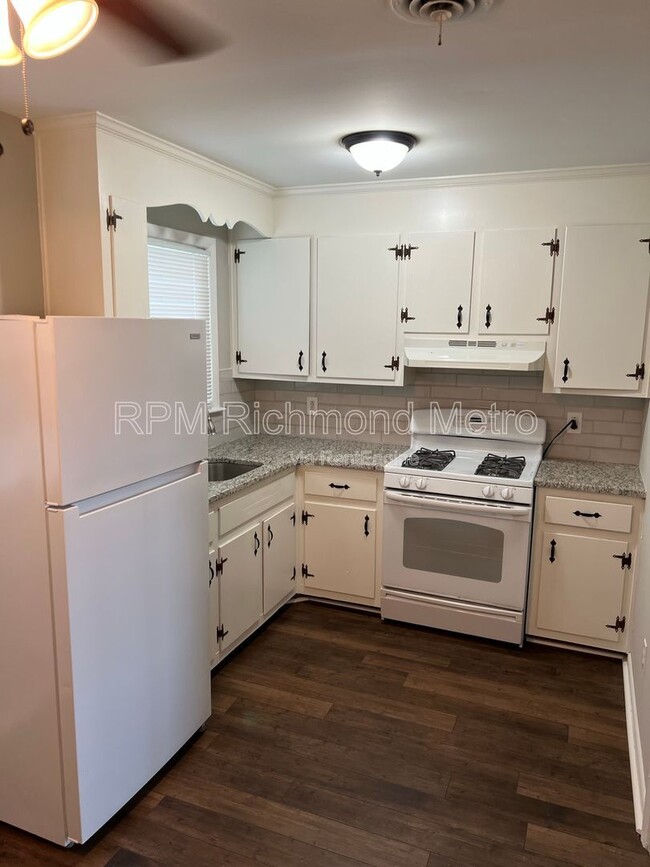 Building Photo - 1138 Shuford Ave