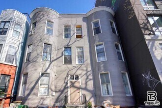 Building Photo - 66 Grove St
