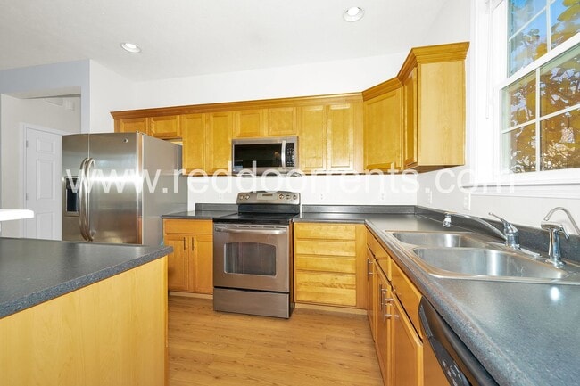 Foto del edificio - 7737 Solomon Dr