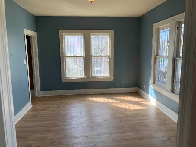 Photo - 1215 W Arlington Ave House