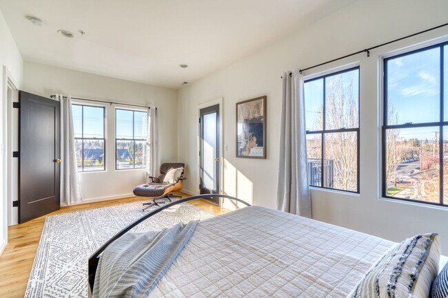 Foto del edificio - 508 NE 56th Ave