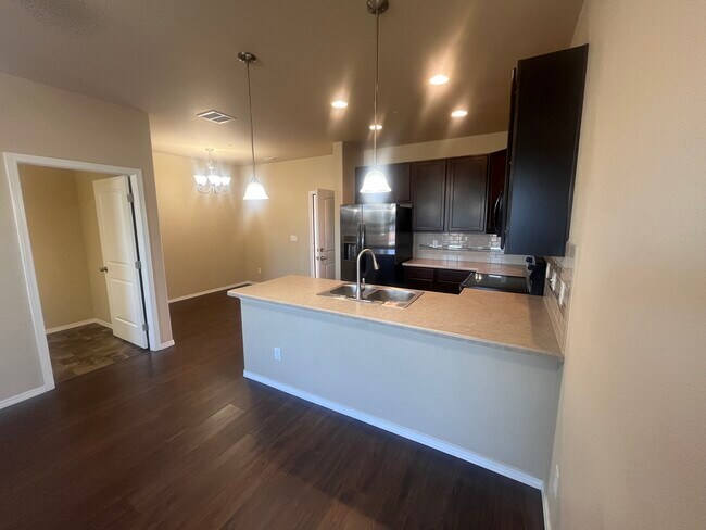 Building Photo - 8183 Confluence Pt