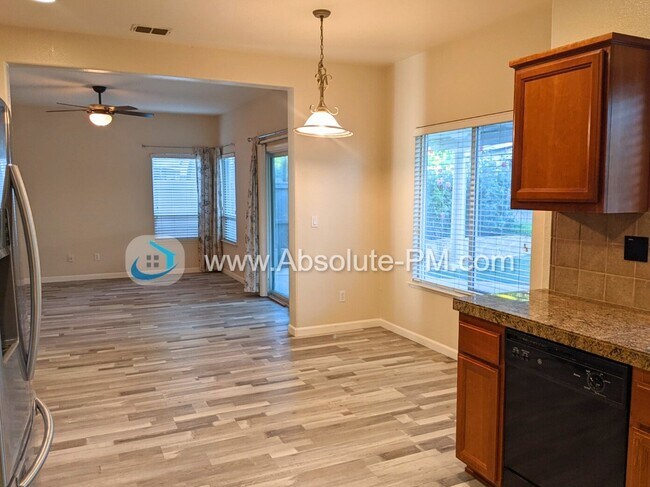 Building Photo - Available Now! Amazing 5 Bedroom 3 Bath Ho...