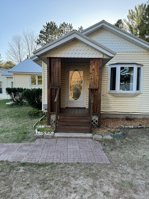 Primary Photo - 2928 S Mackinaw Trl