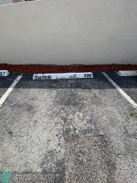 Foto del edificio - 624 NW 13th St