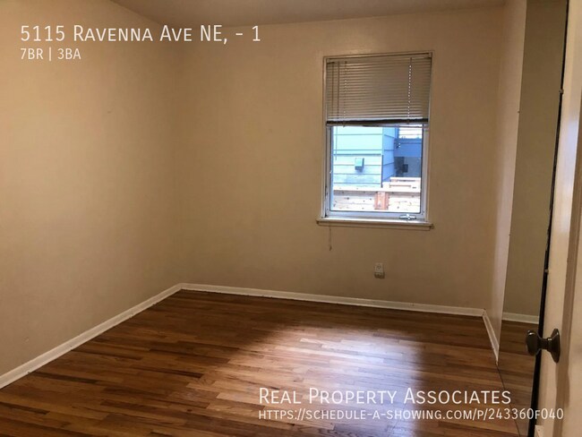 Foto del edificio - 5115 Ravenna Ave NE