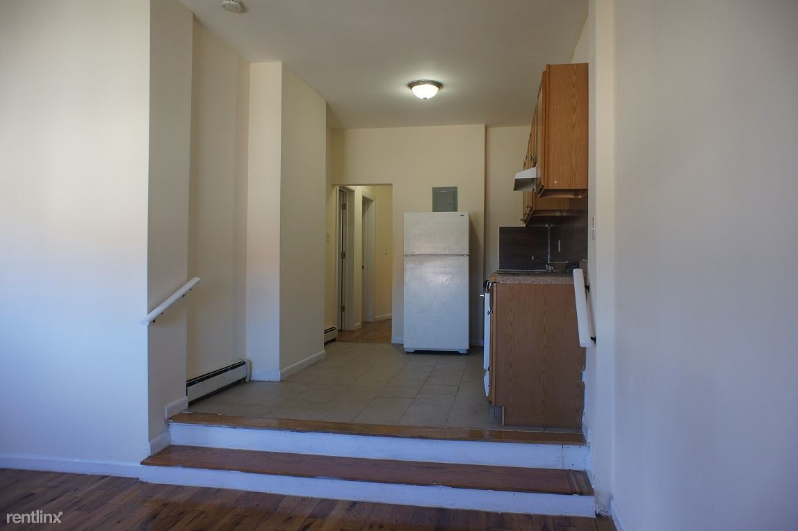 5 br, 1 bath - 766 Jackson Ave - 5 br, 1 bath  - 766 Jackson Ave