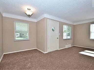 Building Photo - 12332 Park Knoll Dr