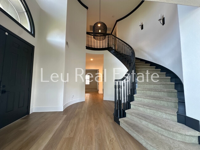 Building Photo - 2630 Giorno Way