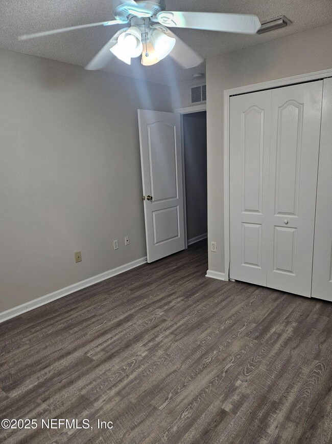 Building Photo - 9827 Nelson Forks Dr