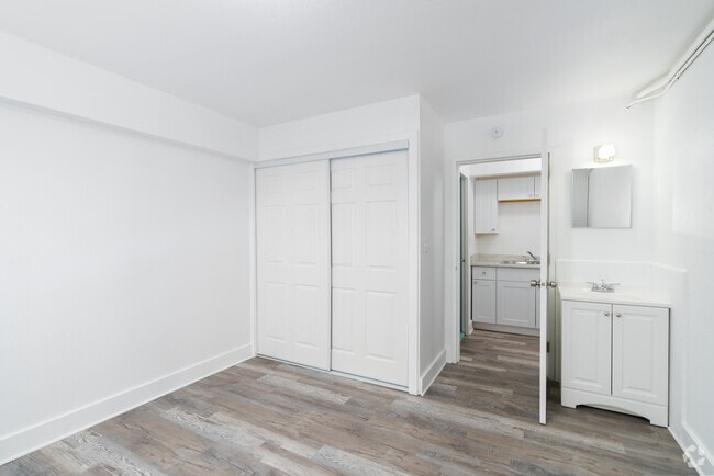 2BR, 1BA - 760SF - Bedroom - Two Bedroom Apartments