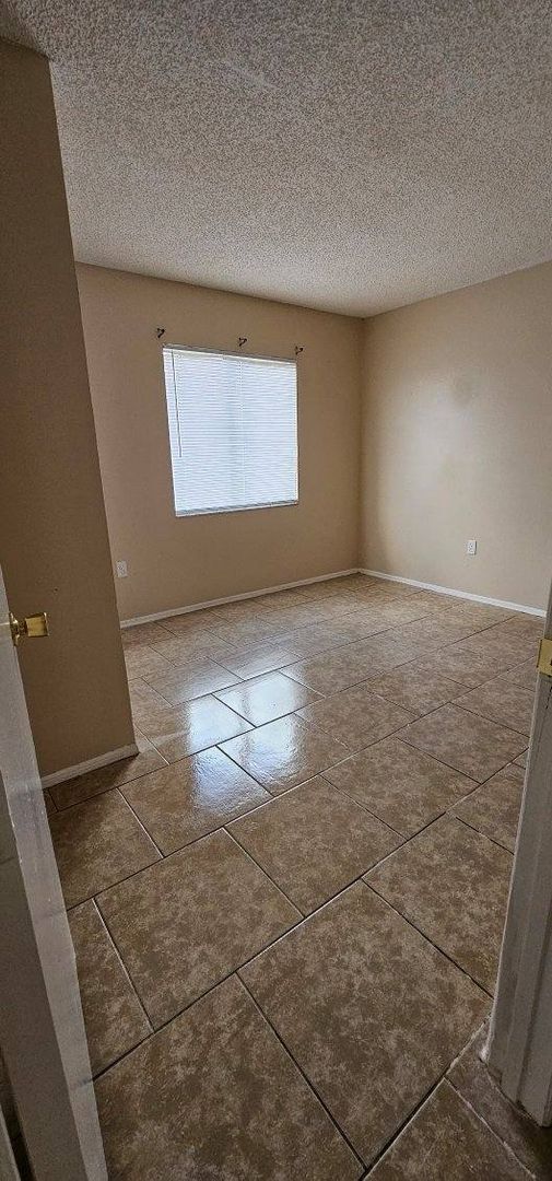 Foto del edificio - Three Bedroom Two Bath Home in S Lakeland