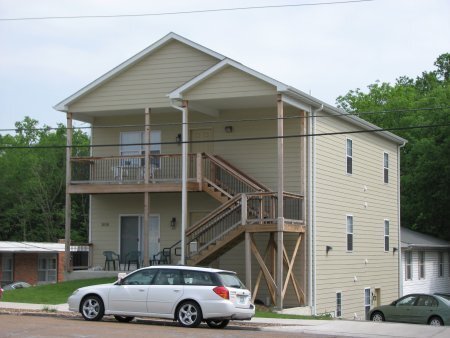 Foto del edificio - 3BR/2BA ON EAST CAMPUS!