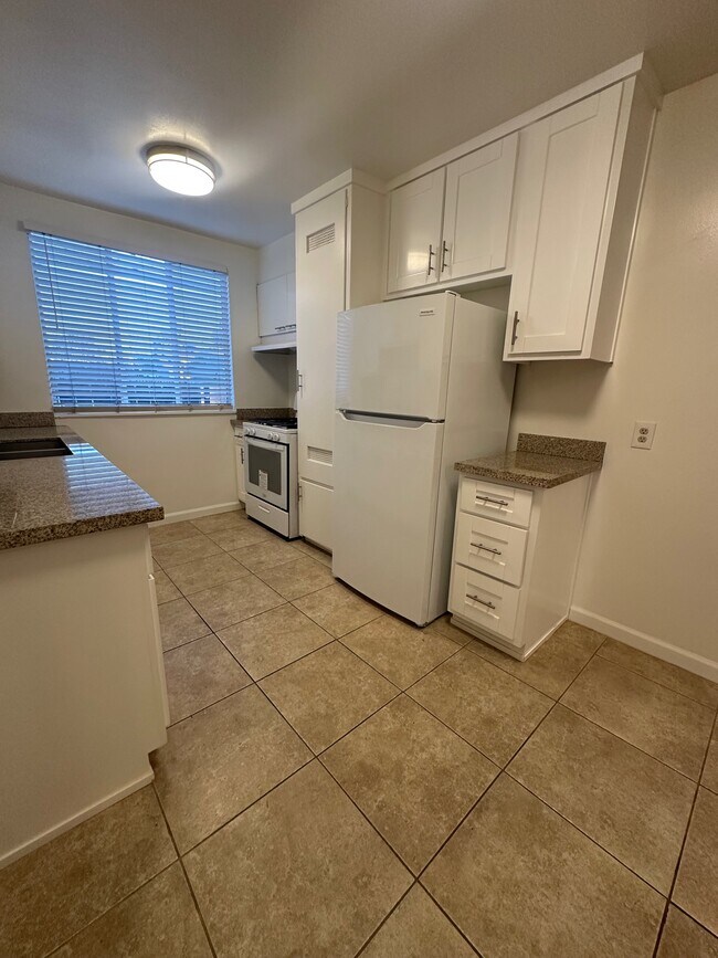 Foto del edificio - 2320 W 24th St