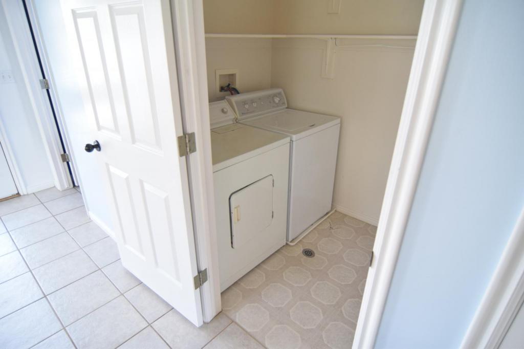 Foto del edificio - 168 Coventry Place