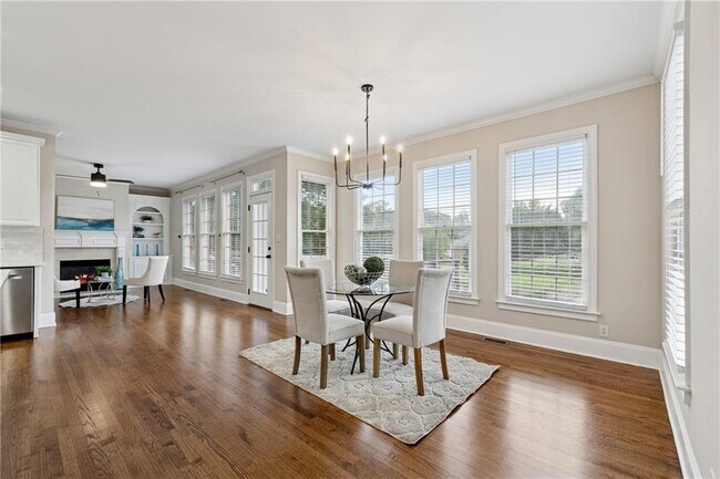 Foto del edificio - 870 Longstone Landing