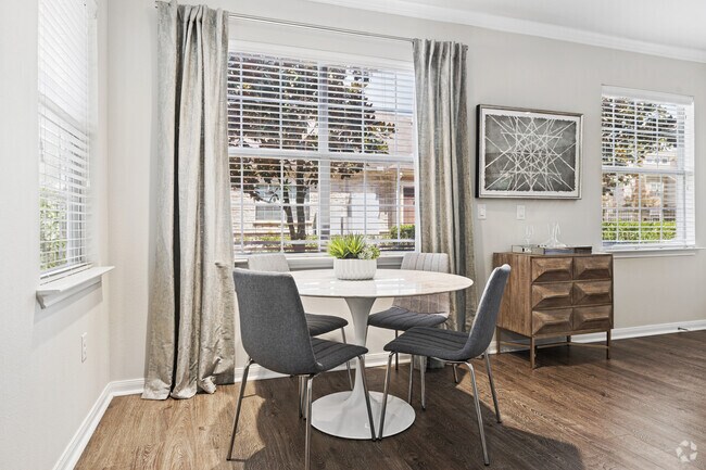 2 habitaciones, 2 baños - 116 m² - Comedor - The Brodie at Cinco Ranch