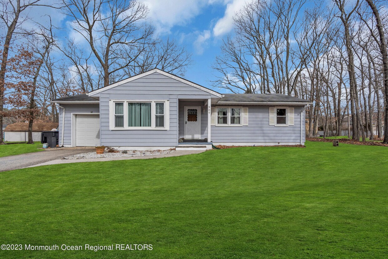 309 Toby Ct, Toms River, NJ 08755 House Rental in Toms River, NJ