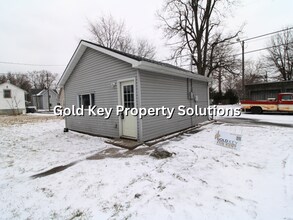 Building Photo - 1413 Walnut St