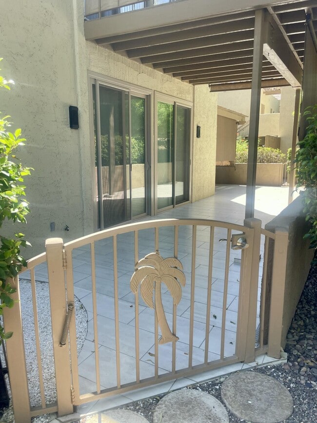 Foto del edificio - 78225 Cortez Ln