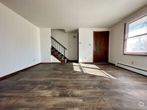 Building Photo - 2082-2084 Terry Ln