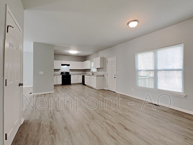 Foto del edificio - 485 Waterford Rd NW