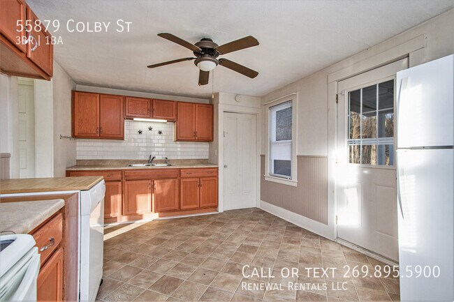 Foto del edificio - Nice home with large yard located in Dowagiac