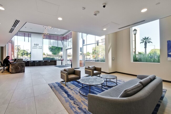 Building Photo - New Luxury Condo in the Heart of San Jose