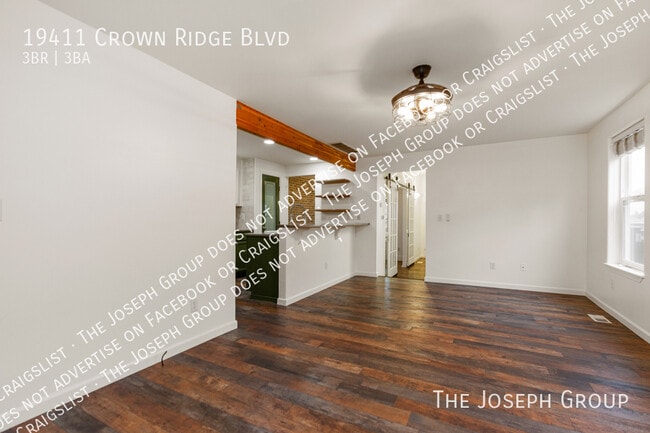 Foto del edificio - 19411 Crown Ridge Blvd