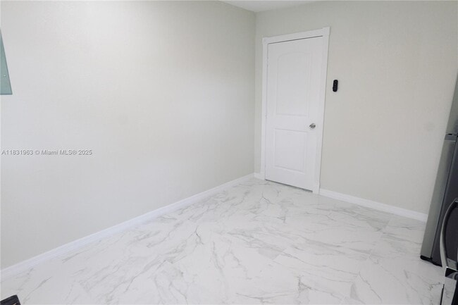 Building Photo - 1806 N 43rd Ave