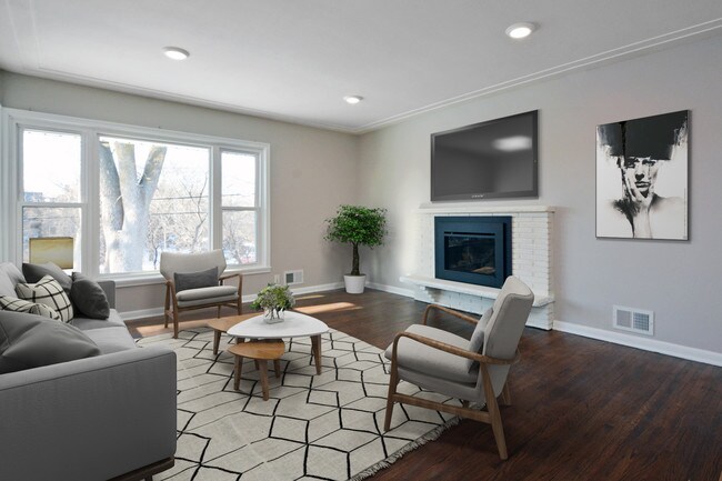 Sala de estar con mucha luz - 5204 Grandview Ln
